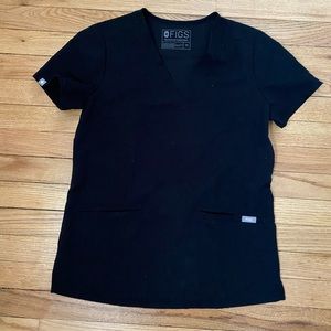 Black FIGS top